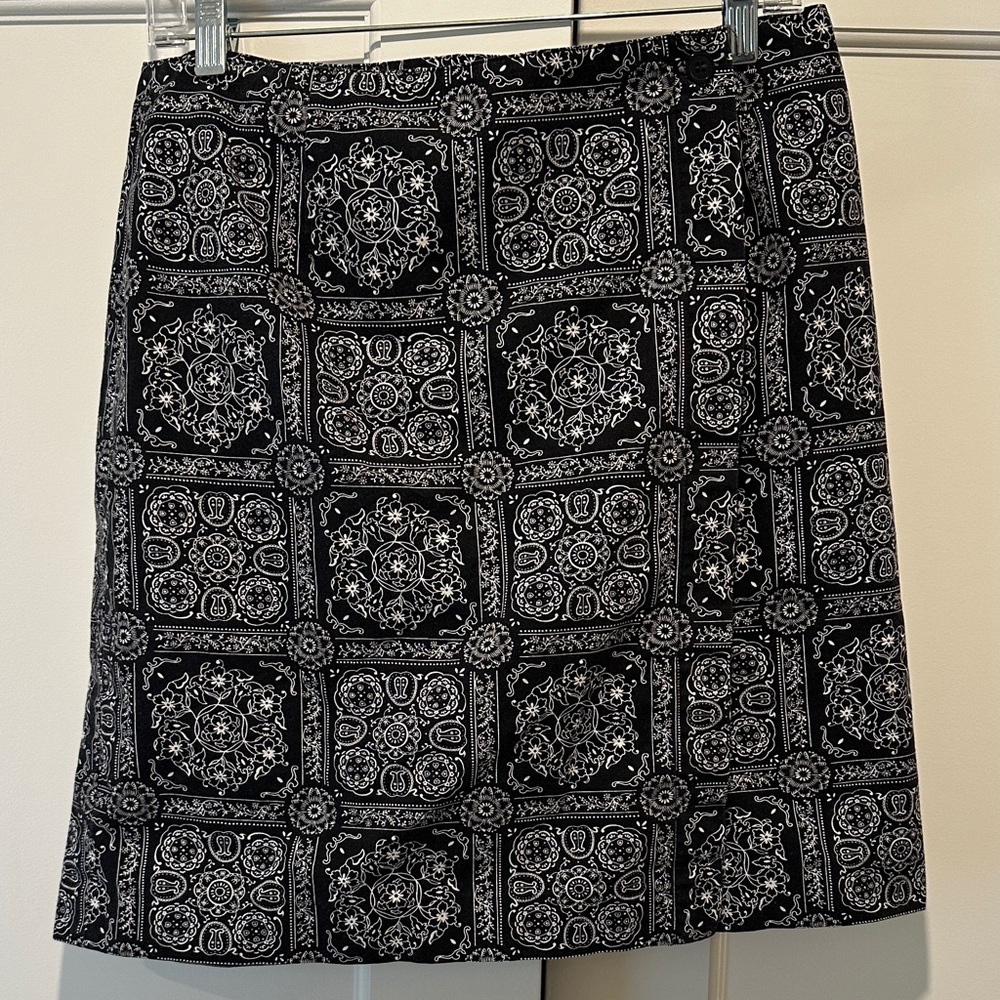 Talbots Black and White Printed Wrap A-Line Skirt